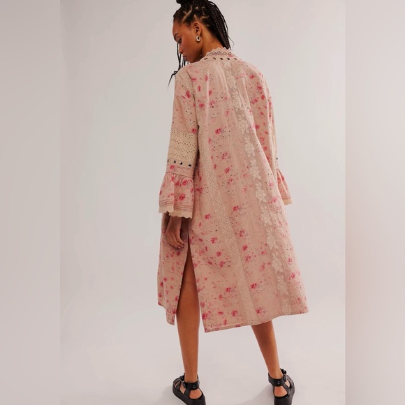 Free People On The Road Duster Boho
NWOT Medium - Picture 2 of 9